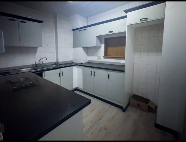 1,100M² BUILDING FOR SALE IN PIETERMARITZBURG CENTRAL